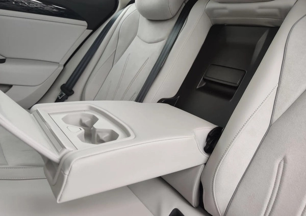 Volkswagen Passat cena 187400 przebieg: 10, rok produkcji 2024 z Wojkowice małe 631